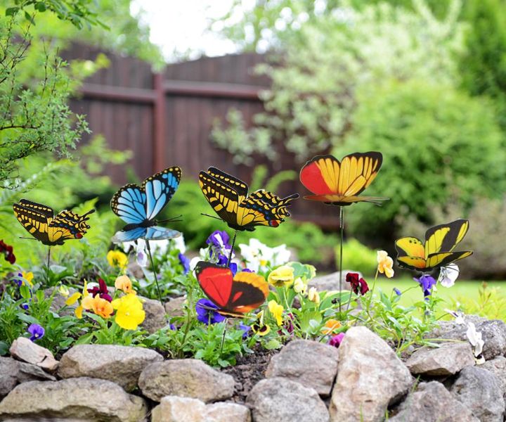 estacas para jardín con forma de mariposa