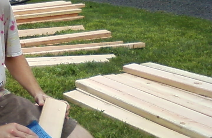 madera para construir un banco de jardín