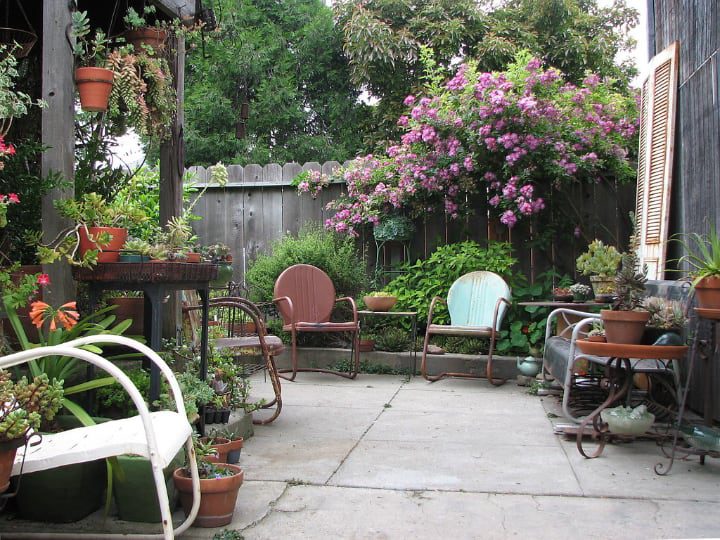 los viejos muebles de jardín necesitan un arquitecto paisajista