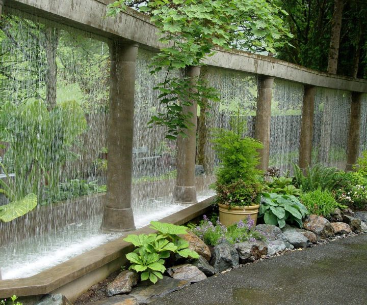 jardinería con muro de agua
